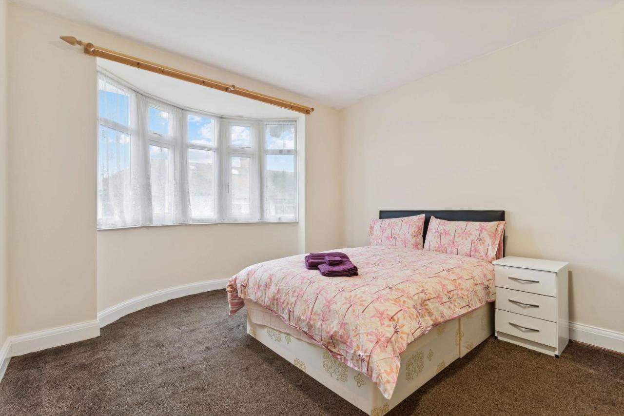 Beautiful Cozy Room London Ngoại thất bức ảnh